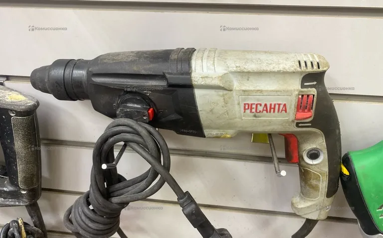 Перфоратор  Ресанта П-28-800К