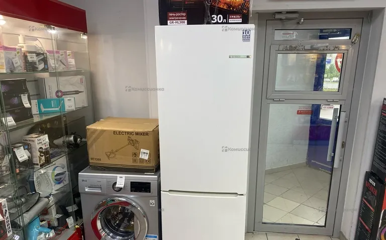 Холодильник  Bosch KGV36XW