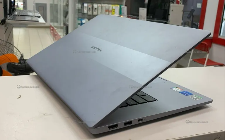 Infinix Inbook Y2 Plus