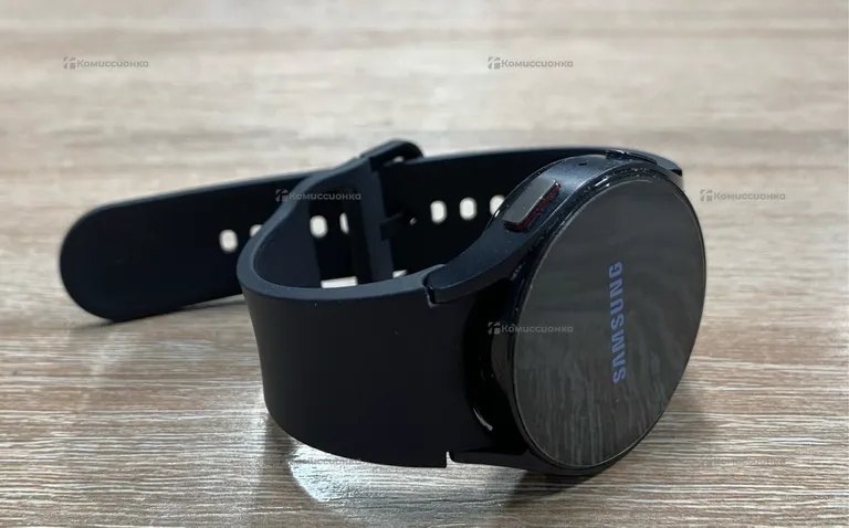 Часы  Samsung Galaxy Watch 6 40mm