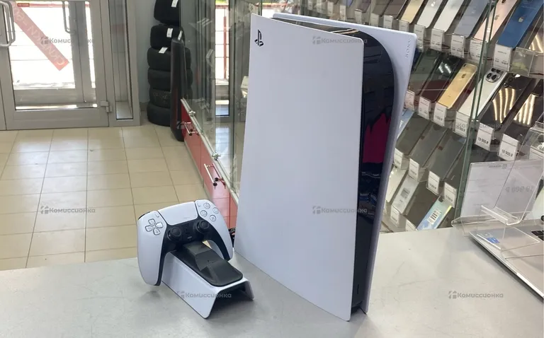 Приставка PS5 PS5 825GB