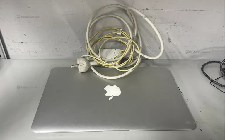 Ноутбук  MacBook A1465