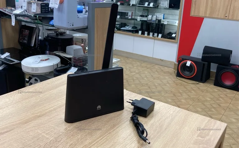 Роутер Huawei b311-221