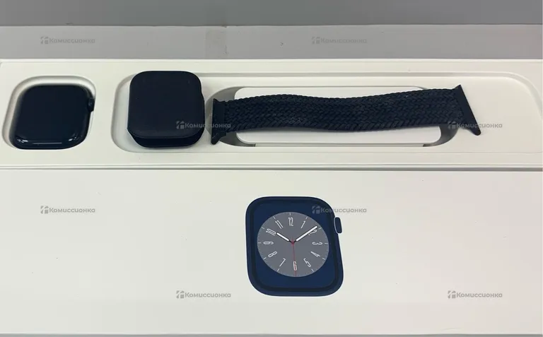 Часы Apple Watch 8