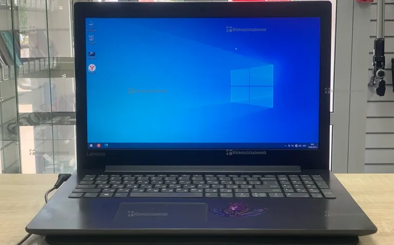 Ноутбук  Lenovo 81D2