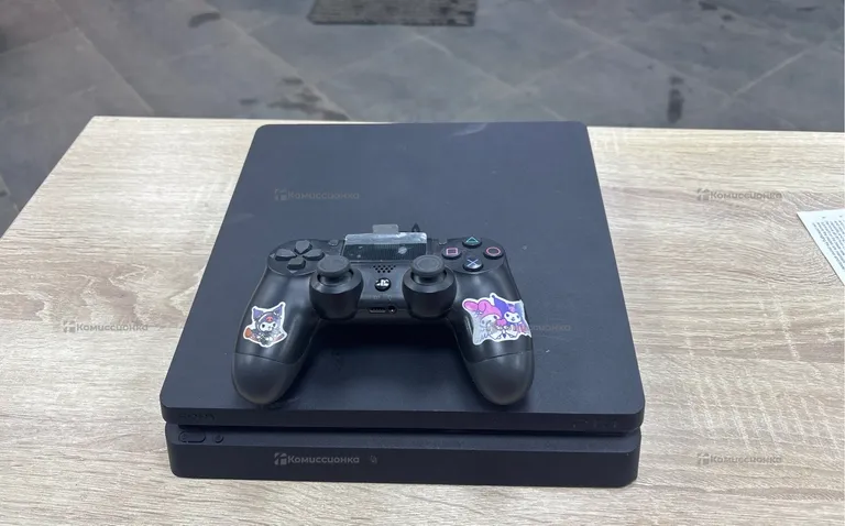 Приставка PS4. slim 1tb