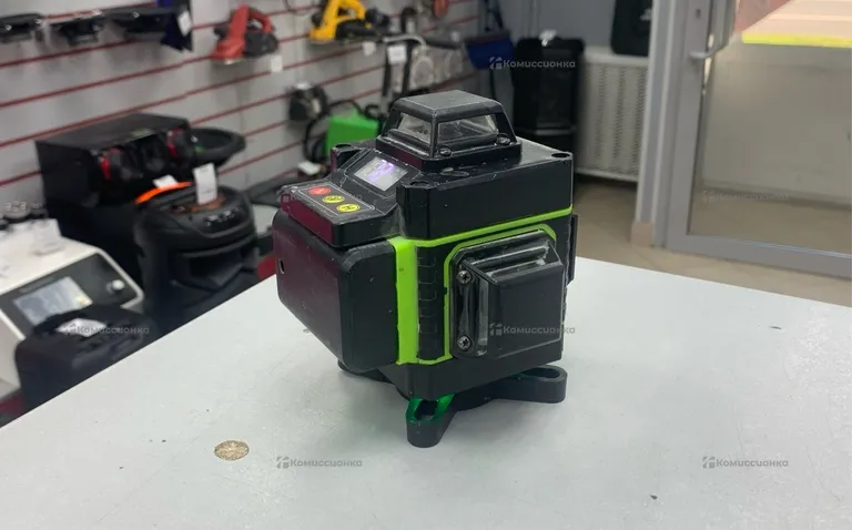 Hilda 4D laser level