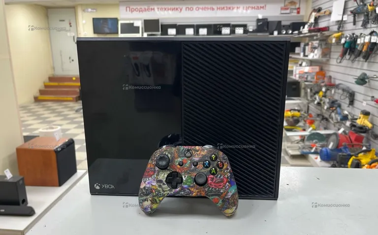 Приставка Xbox One 500Gb