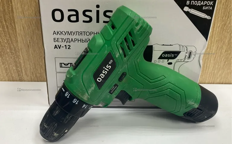 Аккумуляторная дрель-шуруповерт Oasis AV-12