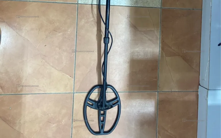 Металлоискатель metal detector