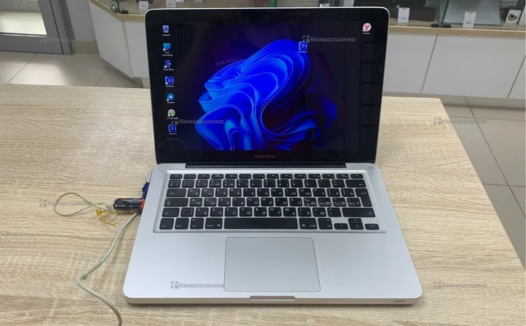 Ноутбук  Apple MacBook Pro