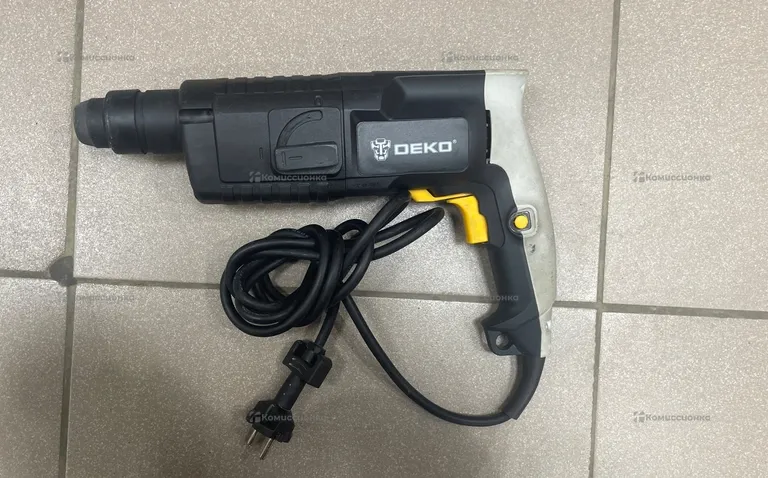 Перфоратор сетевой DEKO DKH650W