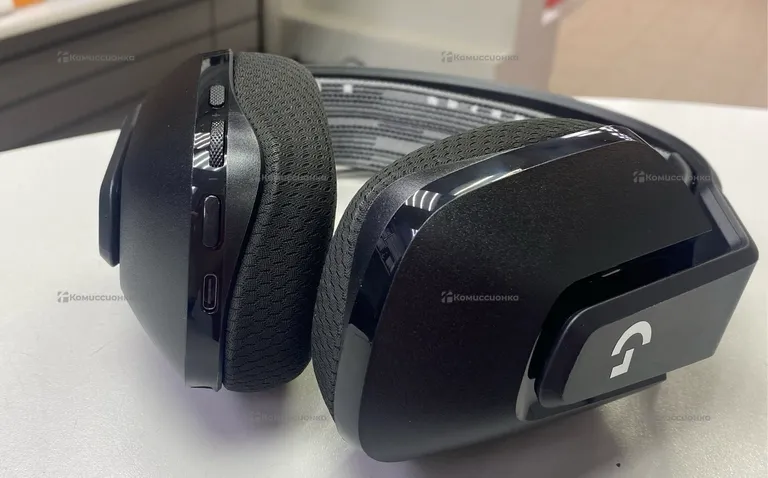 Наушники Logitech g733