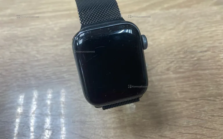 Apple Watch SE 40mm 1st gen