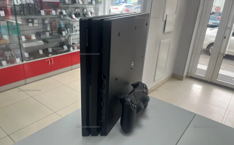 Приставка PS4. pro 1 Tb