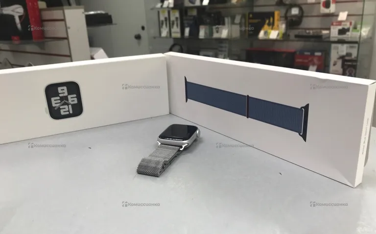 Часы  Apple Watch SE (Gen2) 40mm