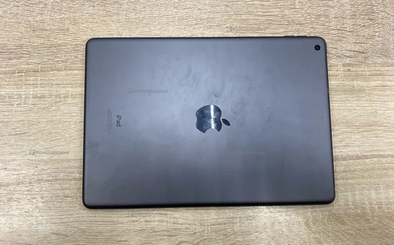 Планшет Apple iPad (9 поколение)
