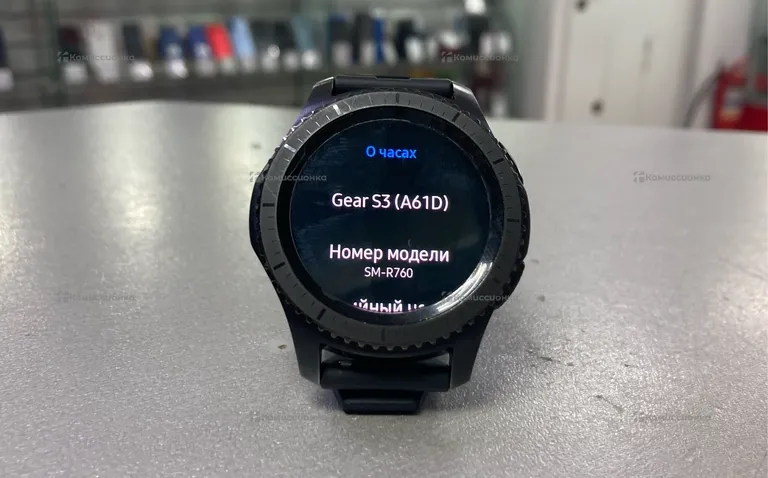 Часы  Samsung gear s3