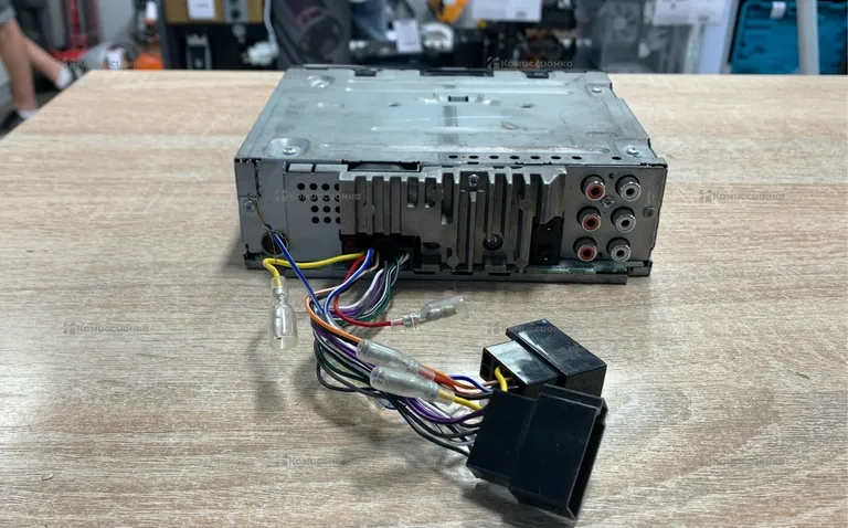 Автомагнитола  PIONEER DEH-S5000BT