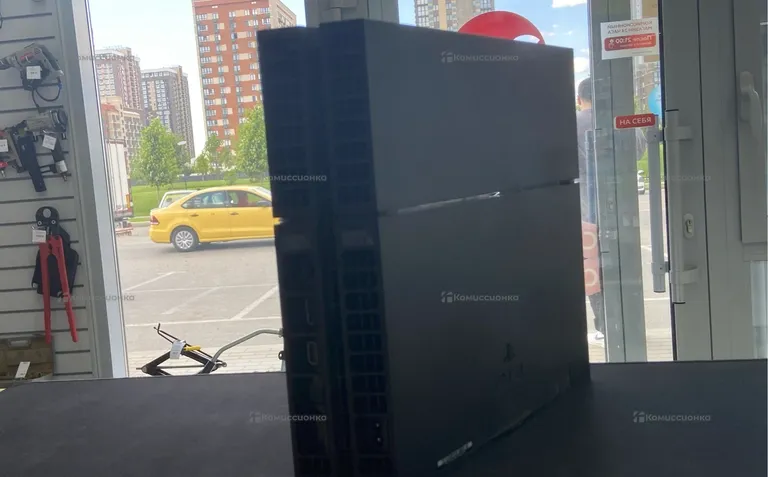 Приставка PS4. PS4 Fat 1Tb