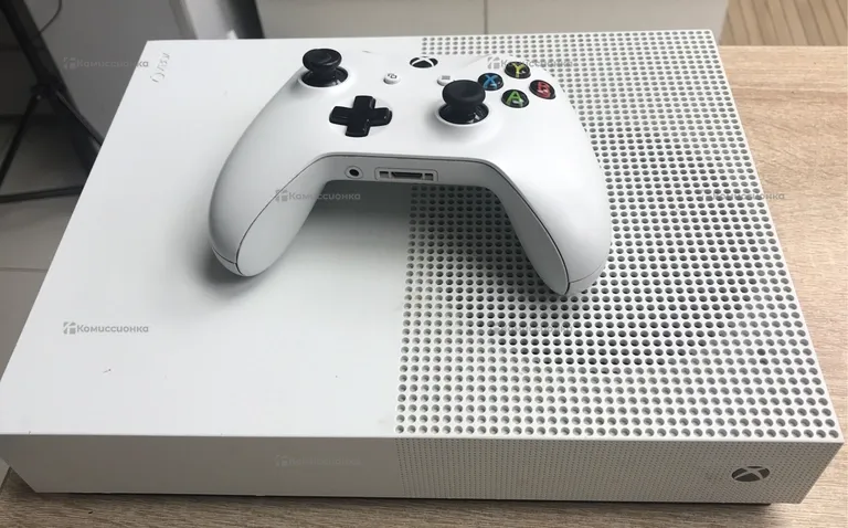 Приставка Xbox Xbox one s без дисковода 1Т