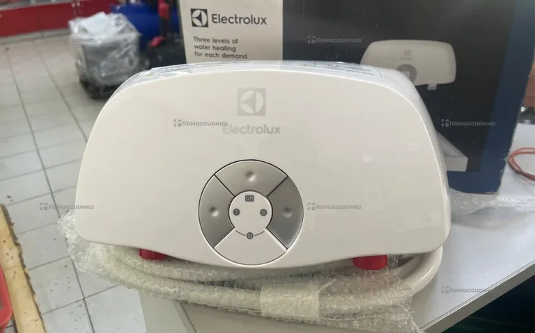 Проточный водонагреватель Electrolux Smartfix 2.0