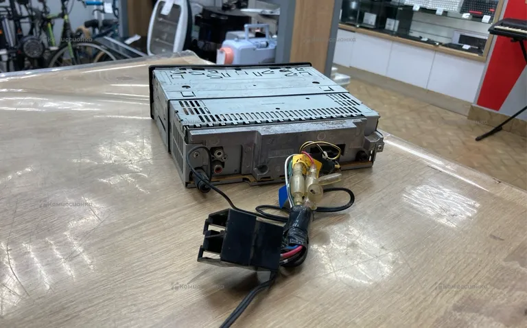 Автомагнитола  pioneer deh-1100mp