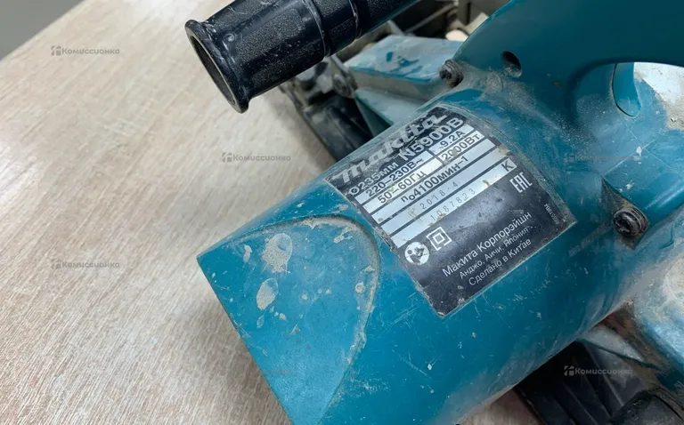 Дисковая пила makita N5900B
