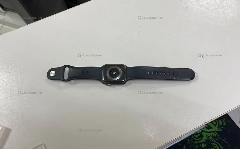 Часы  Apple Watch Series 4