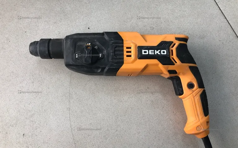 Перфоратор DEKO ZKH850W