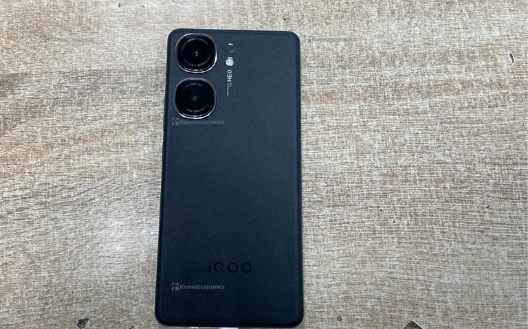 VIVO iqoo neo 9 12/256