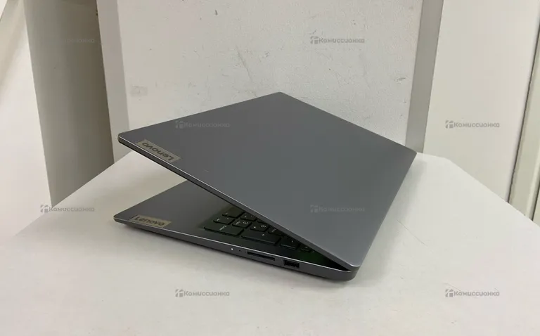 Ноутбук Lenovo IdeaPad Slim 3 15IAN8