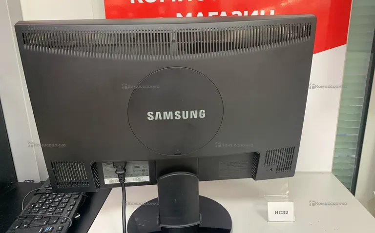 Монитор Samsung SyncMaster 2243NWX