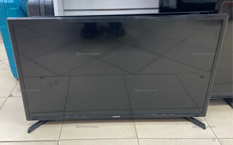 Телевизор Samsung UE32J5205AK Smart TV