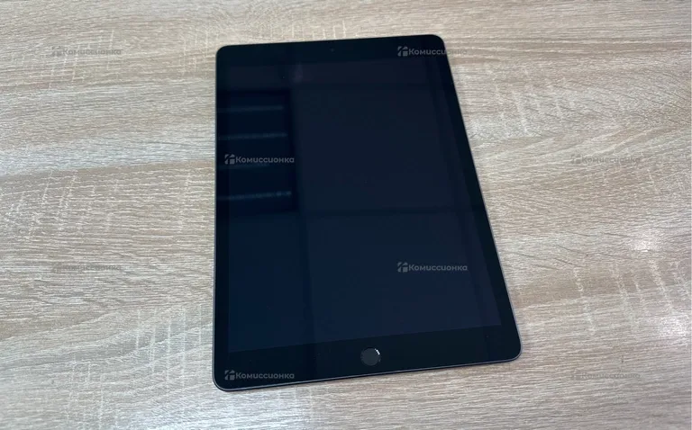 Планшет Apple iPad 2021 64 ГБ Wi-Fi