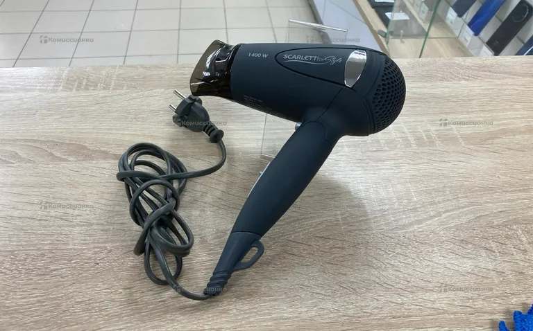 Фен SCARLETT Ionic BeautyPro 1400W