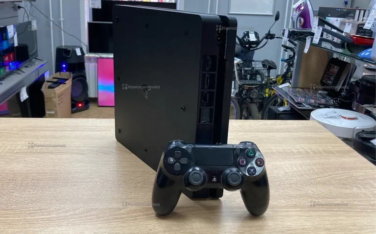 Приставка PS4. Slim 500