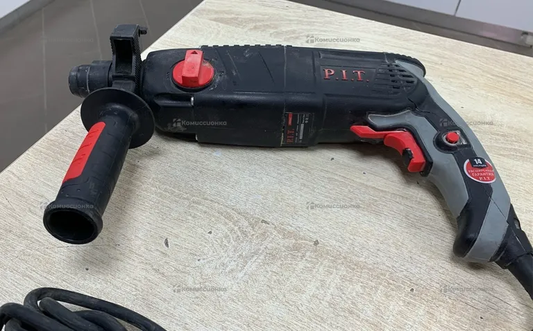 Перфоратор P.I.T PBH24-C.