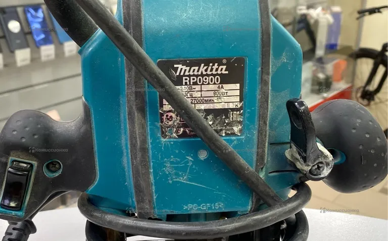 Фрезер makita RP0900