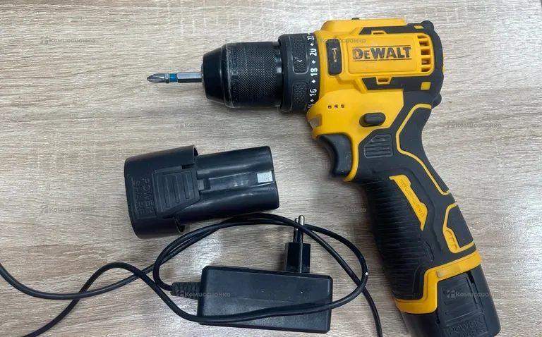 Dewalt dcd12va