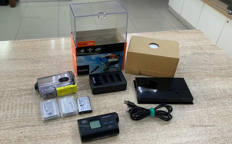 Видеокамера  Sony HDR-AS20
