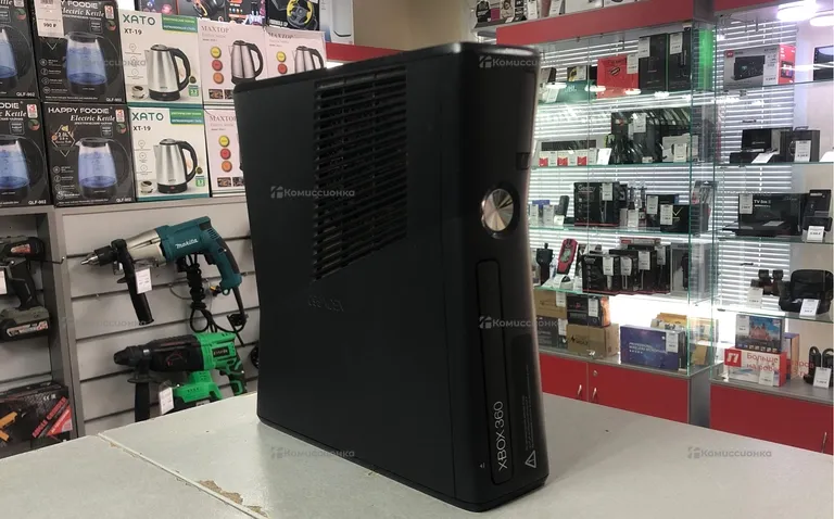Приставка Xbox 360