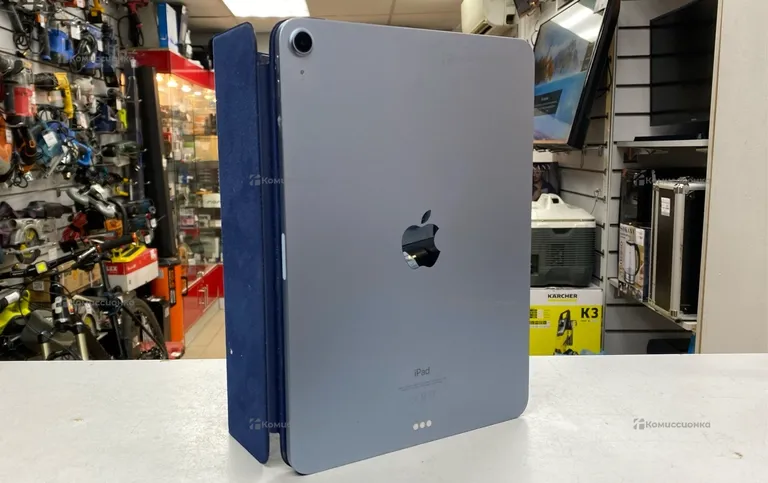 Планшет Apple iPad Air 4 поколения 64Gb