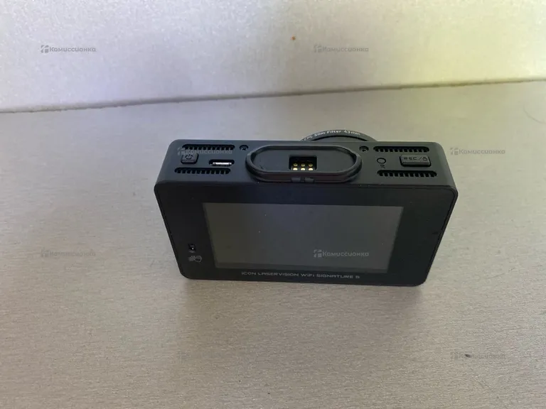 Видео регистратор iBOX iCON WiFi Signature DUAL
