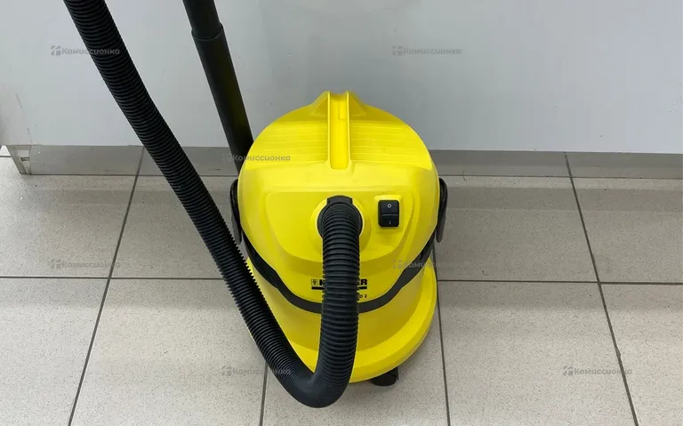 Пылесос  Karcher Wd 2