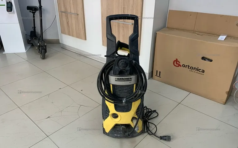 Мойка высокого давления Karcher K7
