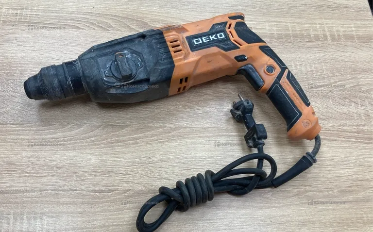 Перфоратор сетевой DEKO DKH950W