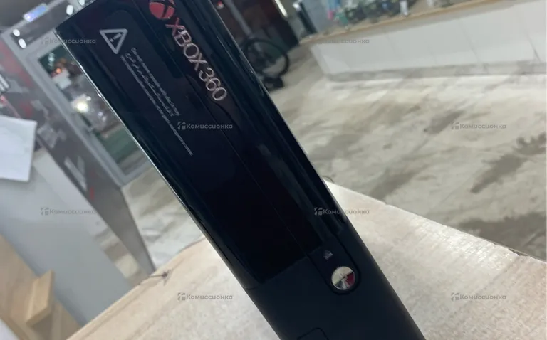 Приставка Xbox 360 500GB
