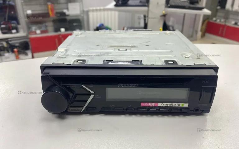 Автомагнитола  Pioneer DEH-S100UB