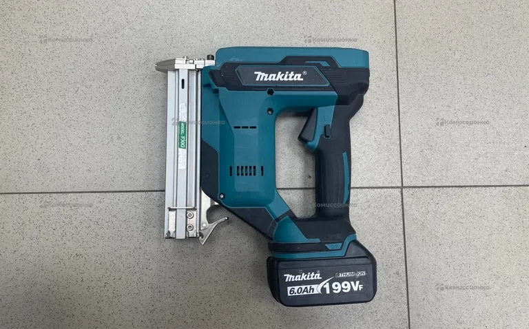 Скобозабивной makita f30g